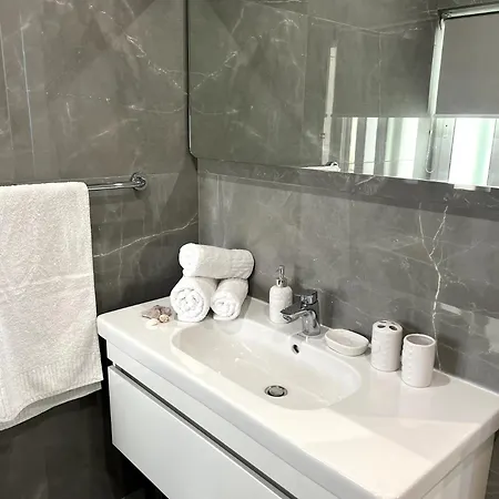 Private Pool For Your In Appartement *